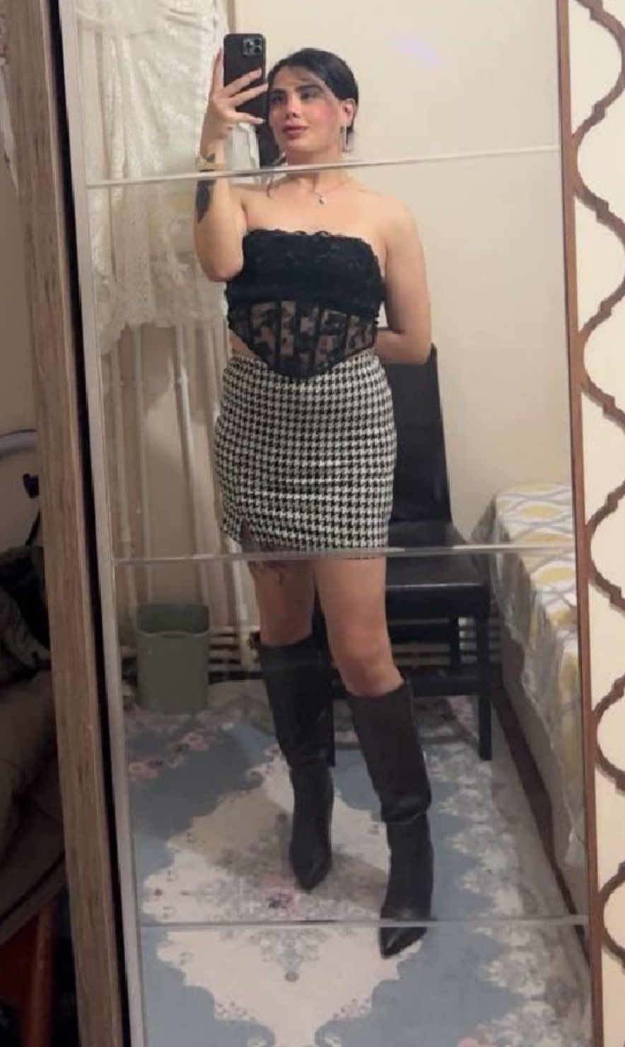 Şirinevler Dominanr Travesti  Sevda (>: Şirinevler Dominanr Travesti  Sevda 'nın fiziksel özellikleri,  Şirinevler Dominanr Travesti  Sevda 'nın Hizmet Anlayışı,  Şirinevler Dominanr Travesti  Sevda 'nın Hizmet Detayları,  Şirinevler Dominanr Travesti  Se